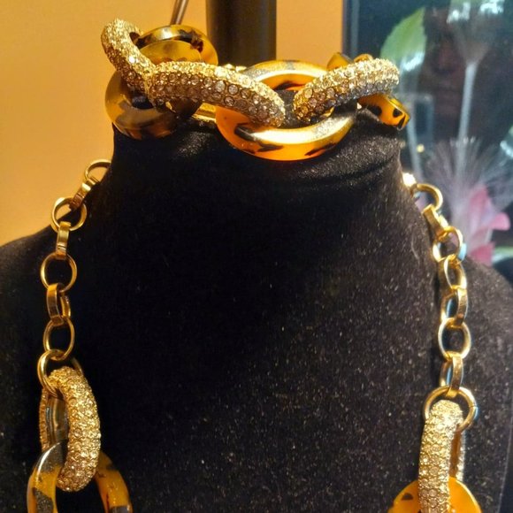 ANN TAYLOR TORTOISESHELL PRINT AND AUSTRIAN CRYSTAL SET JEWELRY LOT - Picture 2 of 4